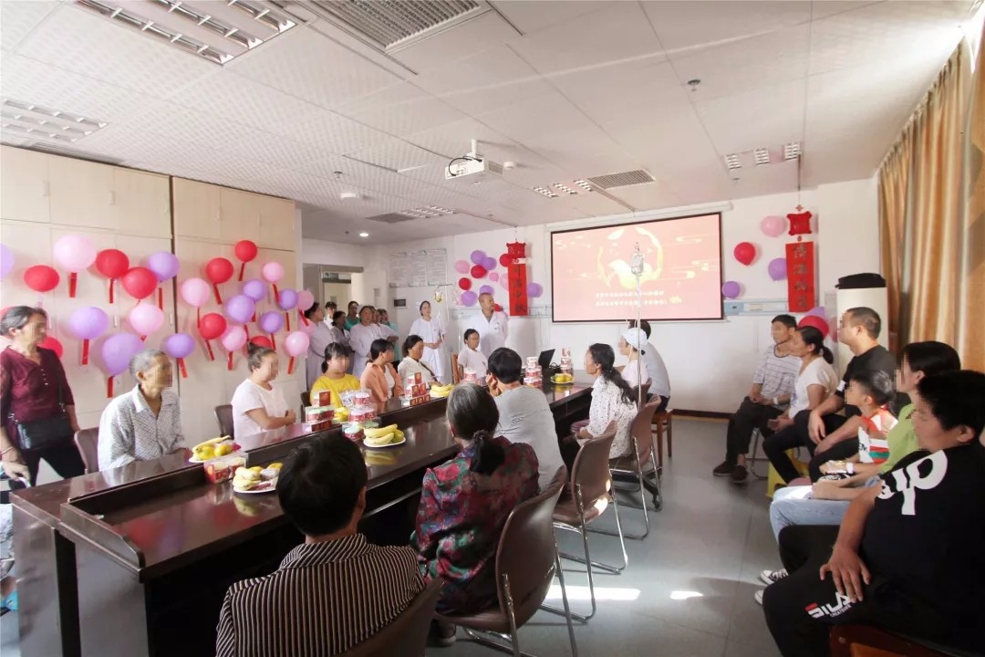 1570585563380487.jpg 640.webp.jpg