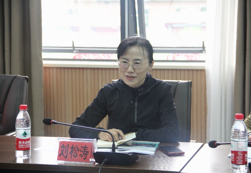 1697772925925737.png 4.png